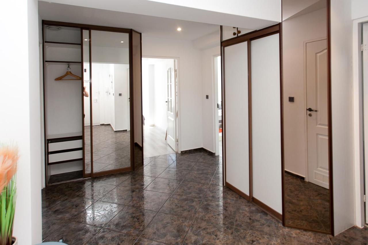 Uroczy Apartament Rzeczna Kolobrzeg Exterior photo