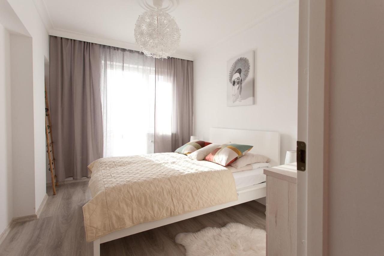 Uroczy Apartament Rzeczna Kolobrzeg Exterior photo