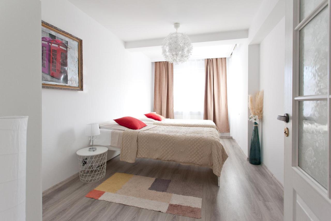 Uroczy Apartament Rzeczna Kolobrzeg Exterior photo