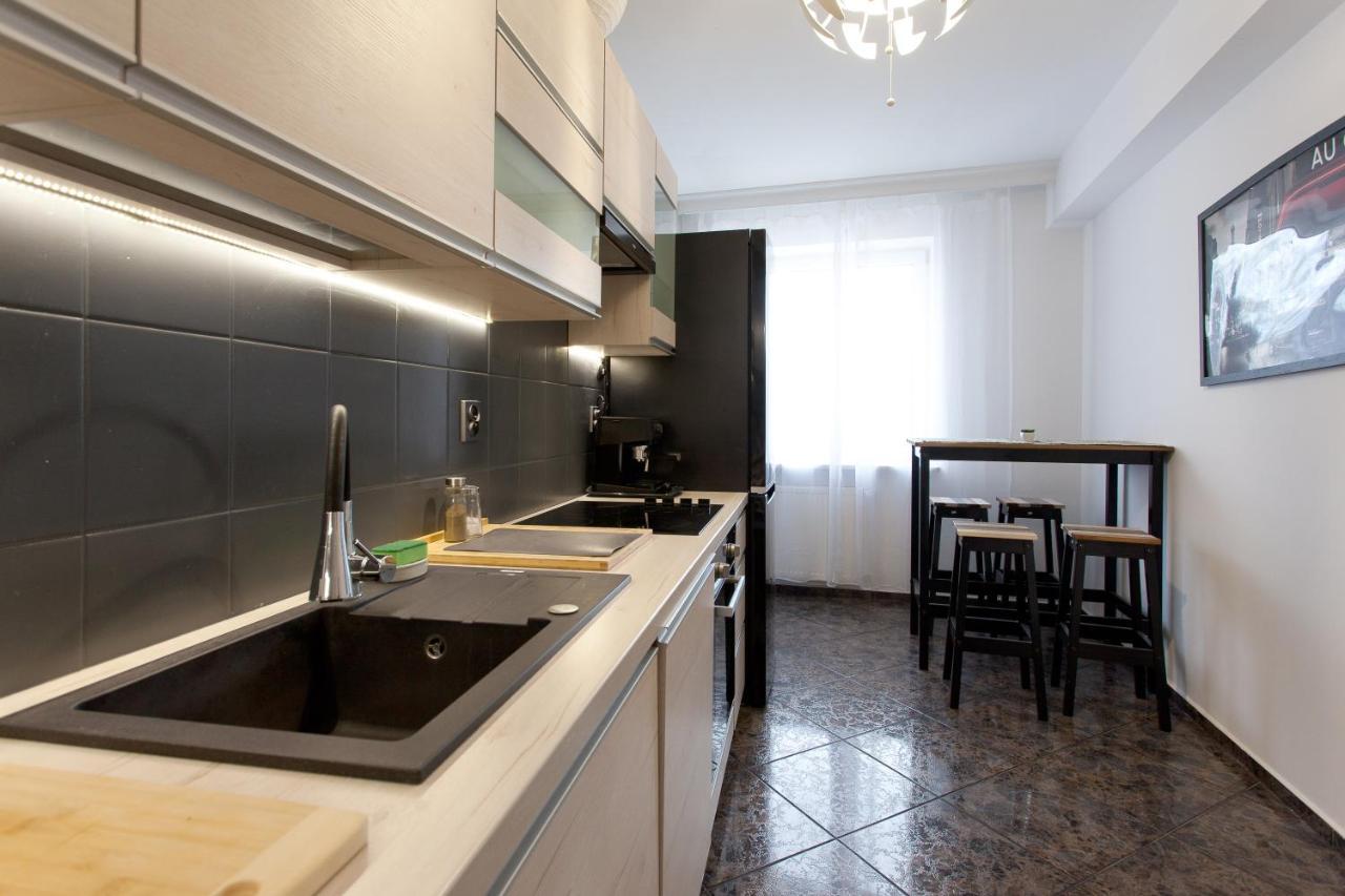 Uroczy Apartament Rzeczna Kolobrzeg Exterior photo