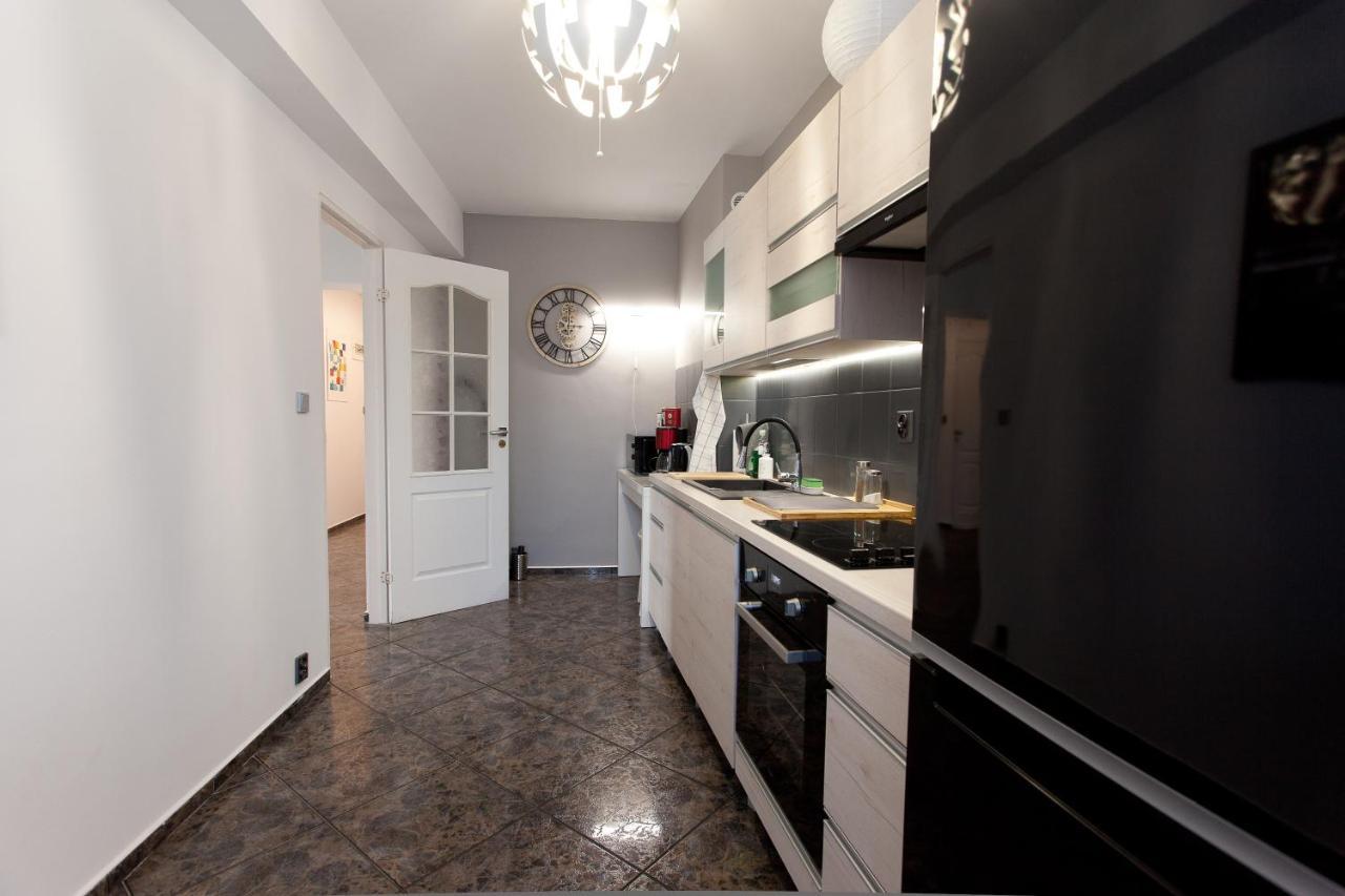 Uroczy Apartament Rzeczna Kolobrzeg Exterior photo